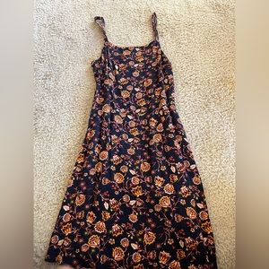 Hinge side zip dress size medium, originally purchased from Macy’s